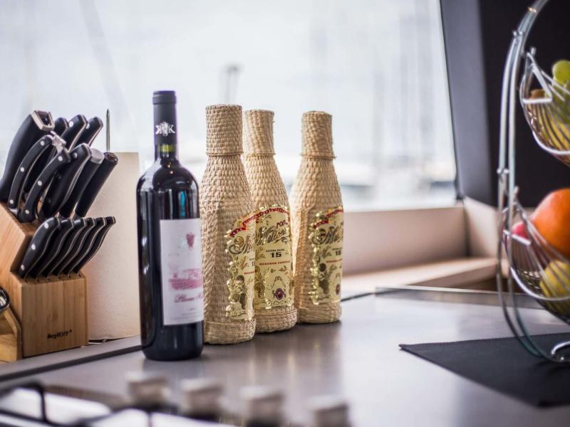 Book yachts online - catamaran - Saba 50 - Princess Aphrodite (crewed) - rent