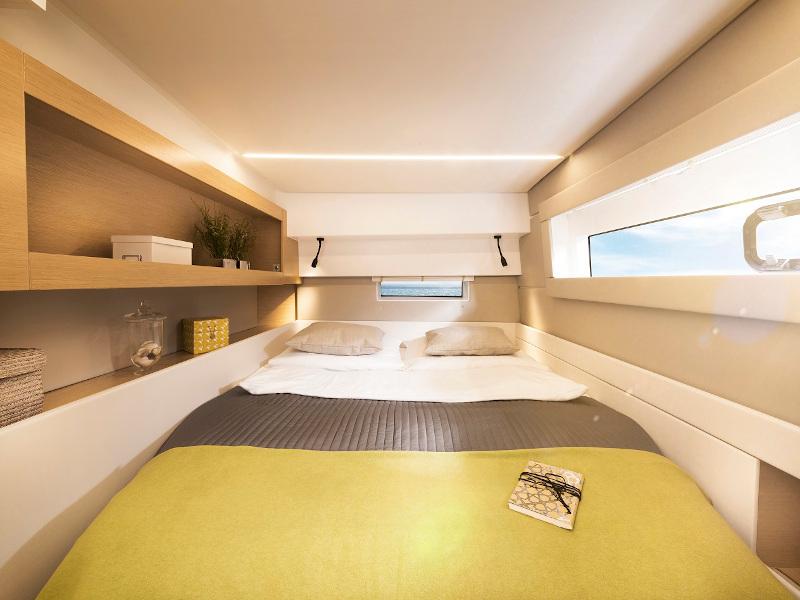 Book yachts online - catamaran - Nautitech 46 Fly - Elettra - rent