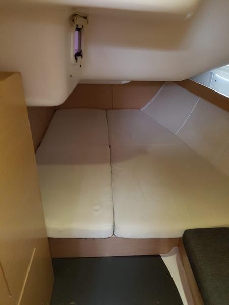 Book yachts online - sailboat - Elan 444 Impression - MARIJANA 48 - rent