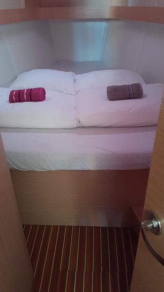 Book yachts online - sailboat - Elan 40 Impression - Valhalla - rent