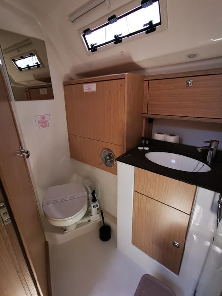 Book yachts online - sailboat - Bavaria Cruiser 51 - MARIE - rent