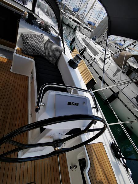 Book yachts online - sailboat - Bavaria Cruiser 51 - MARIE - rent
