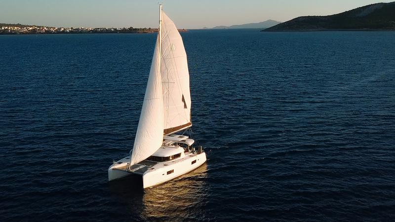 Book yachts online - catamaran - Lagoon 42 - CY-1 (Generator, A/C, Water Maker, Free SUP) - rent