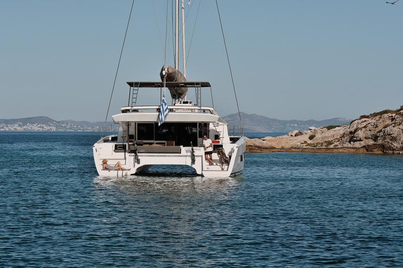 Book yachts online - catamaran - Dufour Catamaran 48 - Olga - rent