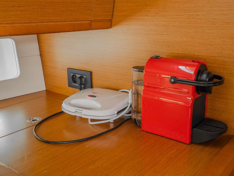 Book yachts online - sailboat - Jeanneau 54 - Maria 2 - rent