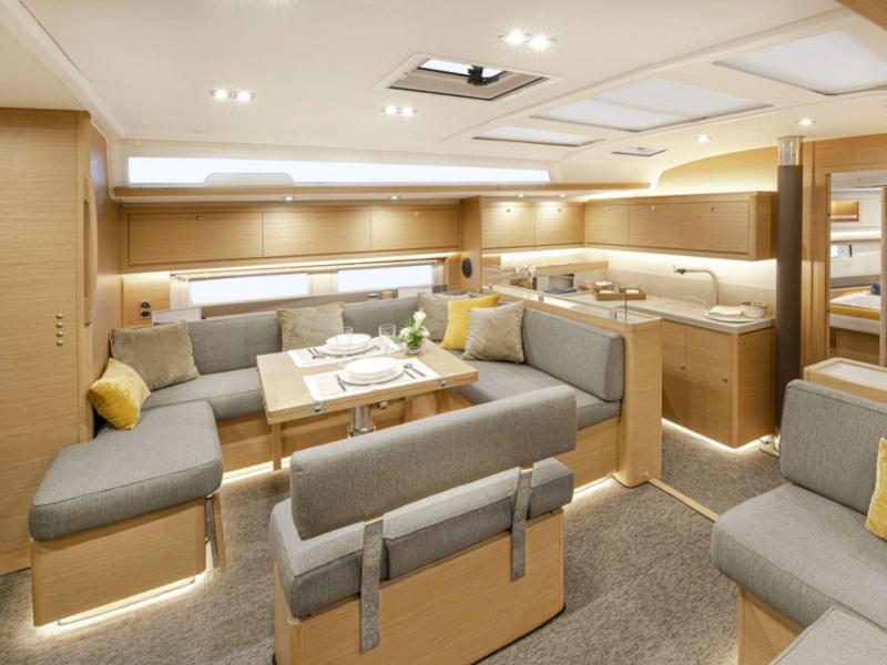 Book yachts online - sailboat - Dufour 530 - SONJA - AC and generator - rent