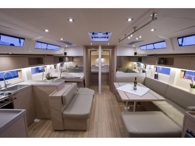 Book yachts online - sailboat - Oceanis 51.1 - MISS ALICE - AC and generator - rent