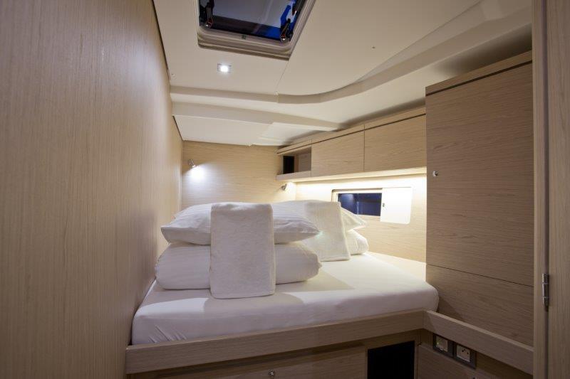 Book yachts online - sailboat - Oceanis 51.1 - MISS ALICE - AC and generator - rent