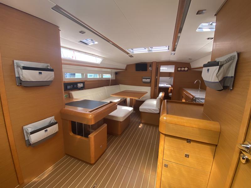 Book yachts online - sailboat - Sun Odyssey 509 - Ilona - rent