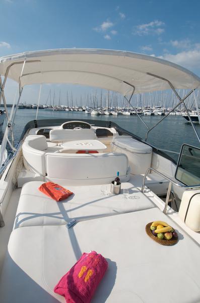 Book yachts online - motorboat - Azimut 58 - Poseidon - rent
