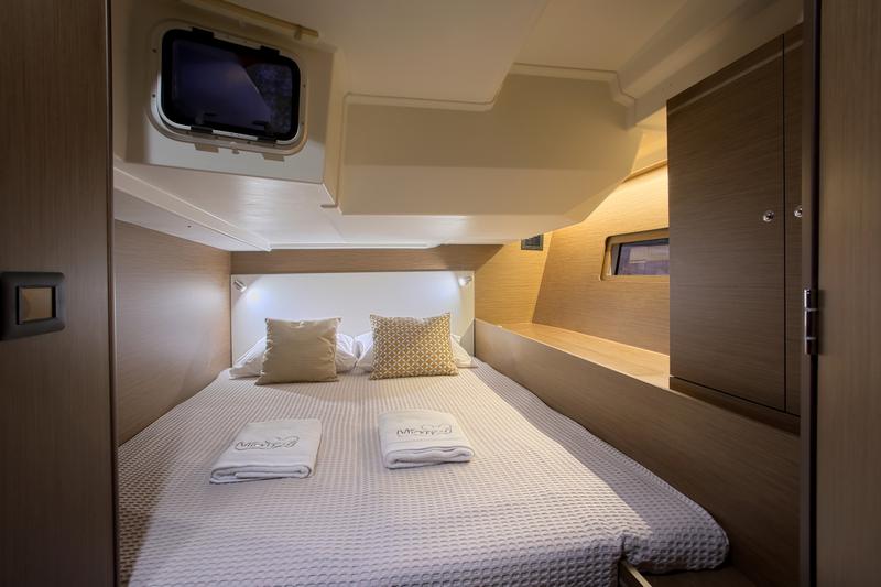 Book yachts online - sailboat - Oceanis 51.1 - Mickey G - rent