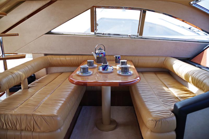 Book yachts online - motorboat - Ferretti 57 Fly Anniversary - Palmyra - rent