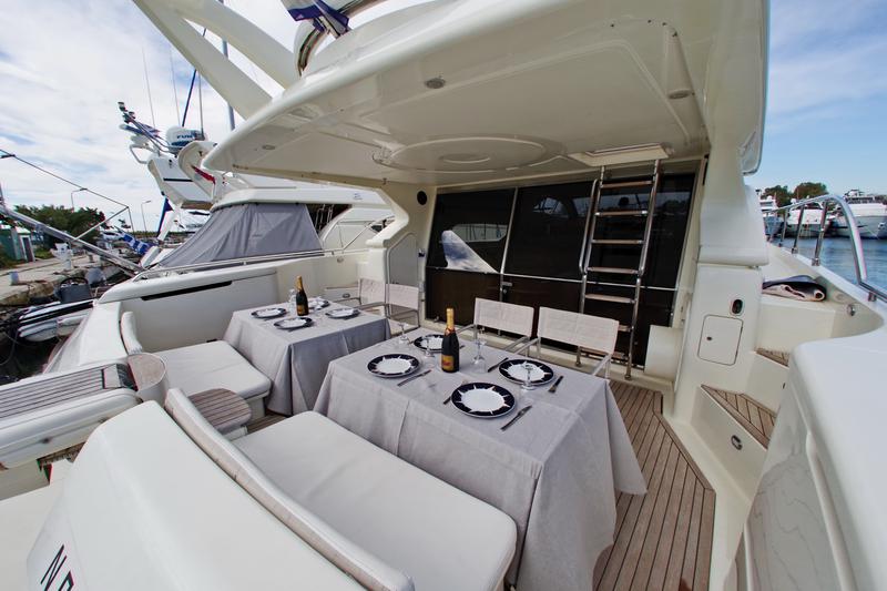 Book yachts online - motorboat - Ferretti 57 Fly Anniversary - Palmyra - rent