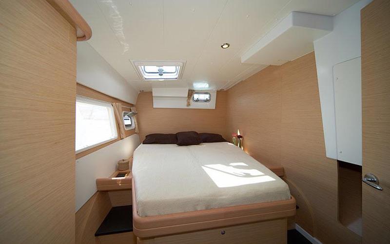 Book yachts online - catamaran - Lagoon 421 - Paluko - rent