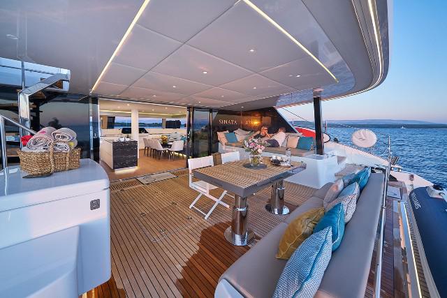 Book yachts online - catamaran - Sunreef 60 - SINATA - rent