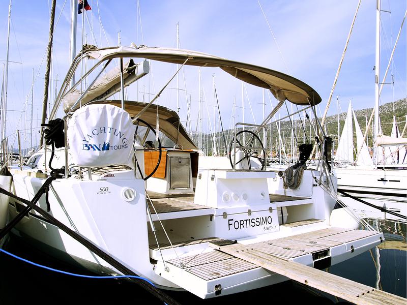 Book yachts online - sailboat - Dufour 500 Grand Large - Fortissimo - rent