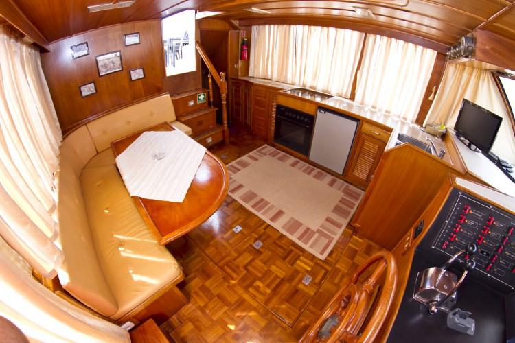 Book yachts online - motorboat - Staryacht 1670 - Milu  - rent