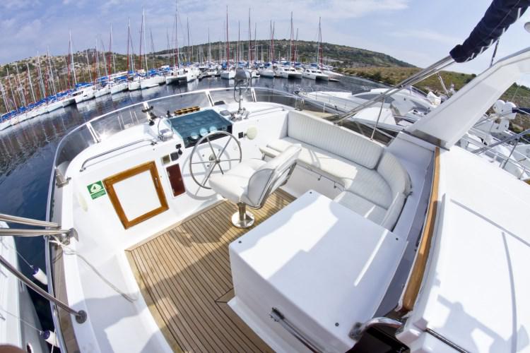 Book yachts online - motorboat - Staryacht 1670 - Milu  - rent