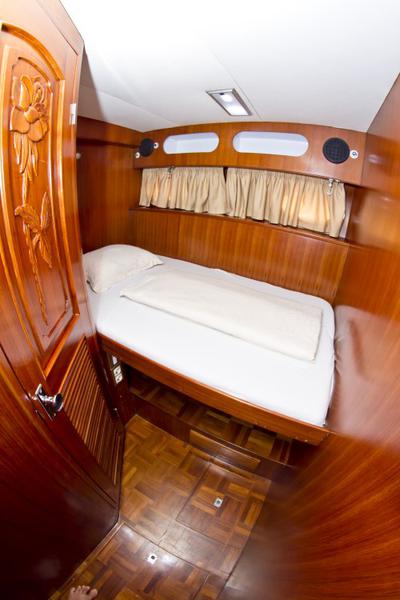 Book yachts online - motorboat - Staryacht 1670 - Milu  - rent