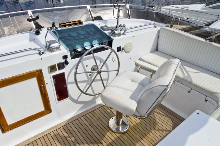 Book yachts online - motorboat - Staryacht 1670 - Milu  - rent