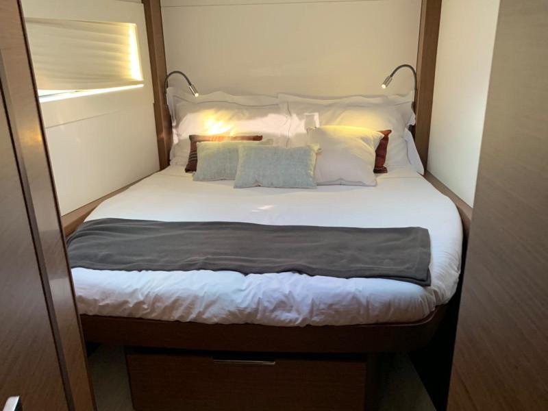 Book yachts online - catamaran - Lagoon 46 - Dream Lagoon - rent