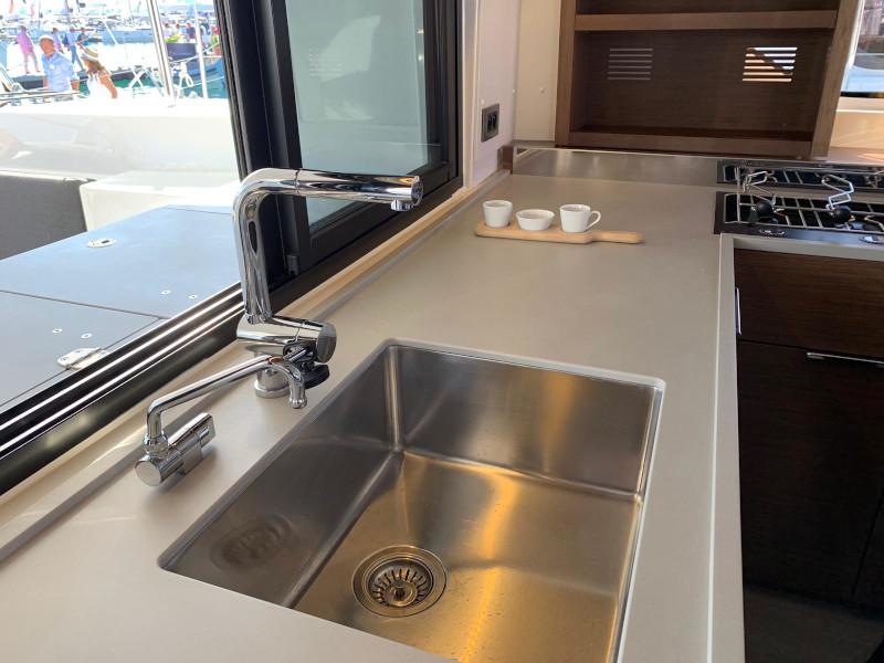 Book yachts online - catamaran - Lagoon 46 - Dream Lagoon - rent