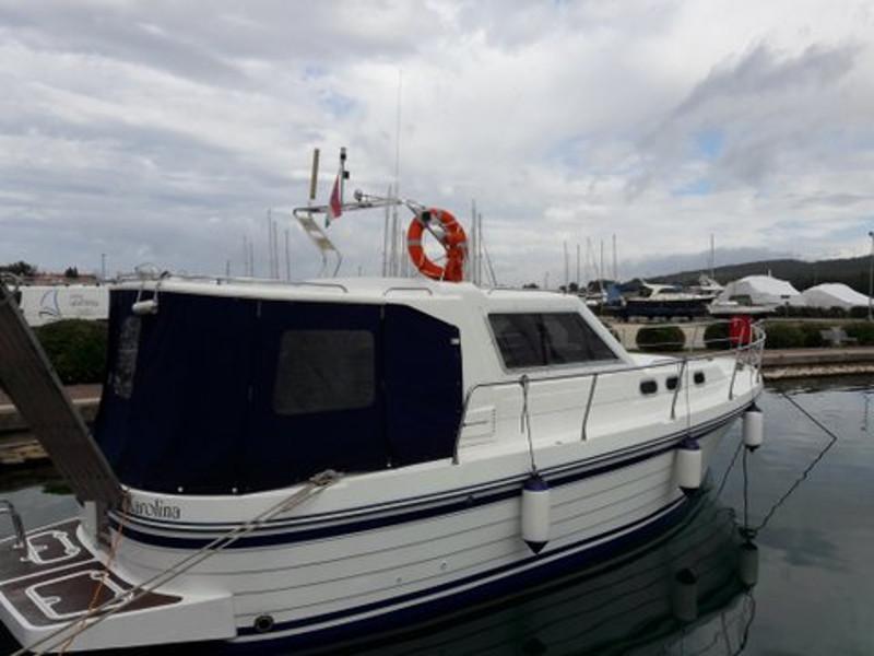 Book yachts online - motorboat - Adria 1002 - Karolina - rent