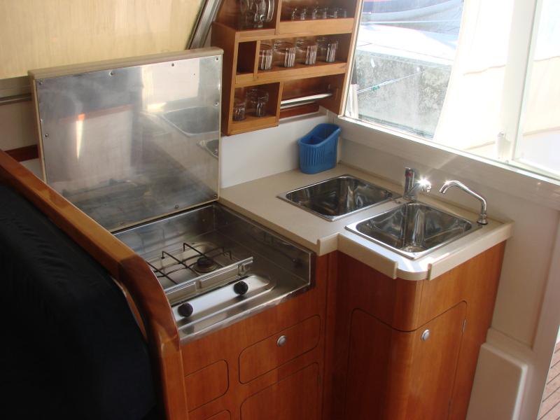 Book yachts online - motorboat - Adria 1002 - Karolina - rent