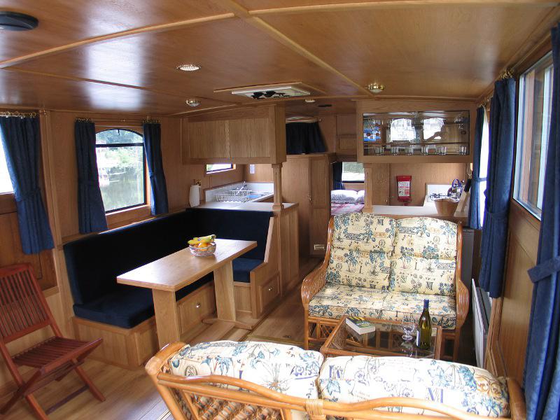 Book yachts online - motorboat - EuroClassic 139GC - CS/EuroClassic 139GC - rent