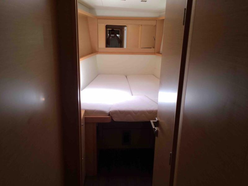 Book yachts online - catamaran - Lagoon 450 - Geronimo - rent