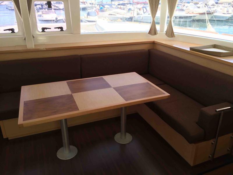 Book yachts online - catamaran - Lagoon 450 - Geronimo - rent