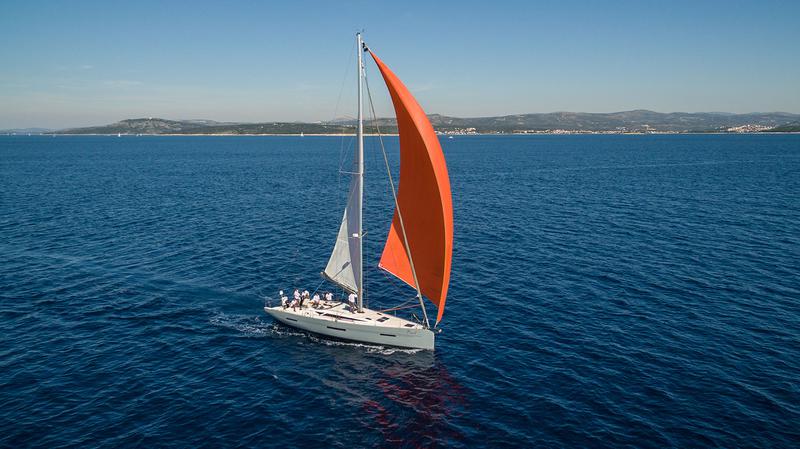 Book yachts online - sailboat - More 55 - PIXEL - rent