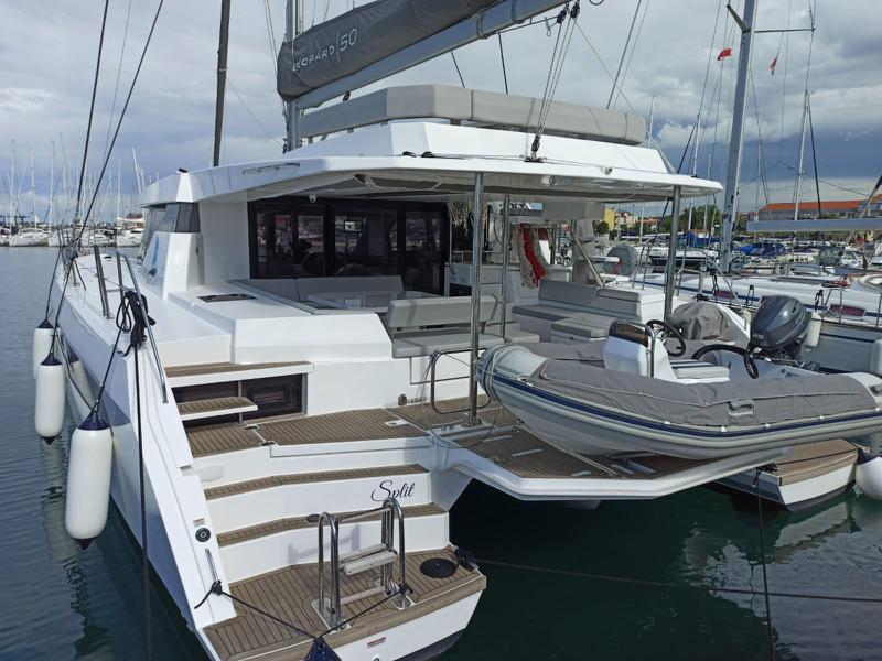 Book yachts online - catamaran - Leopard 50 - LADY AMANDA - rent