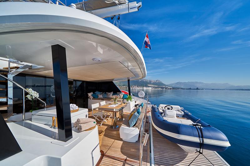 Book yachts online - catamaran - Sunreef 60 - SINATA - rent