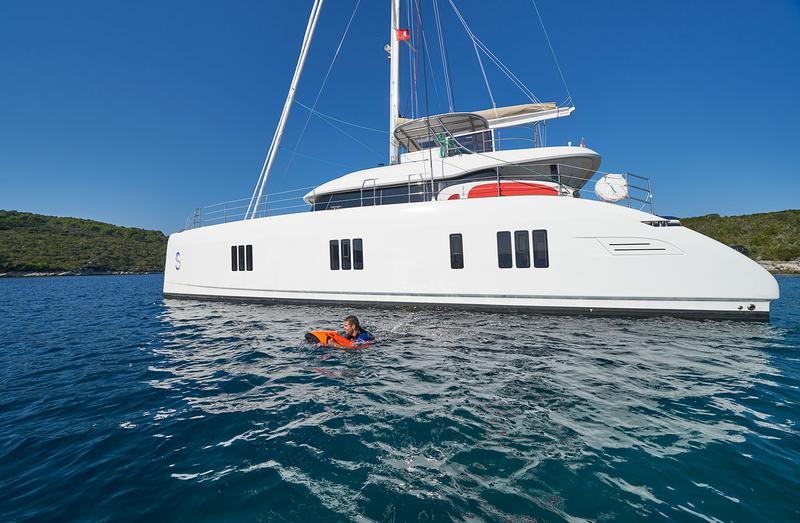 Book yachts online - catamaran - Sunreef 60 - SINATA - rent