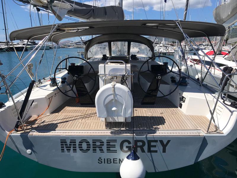 Book yachts online - sailboat - More 55 - MORE GREY - rent