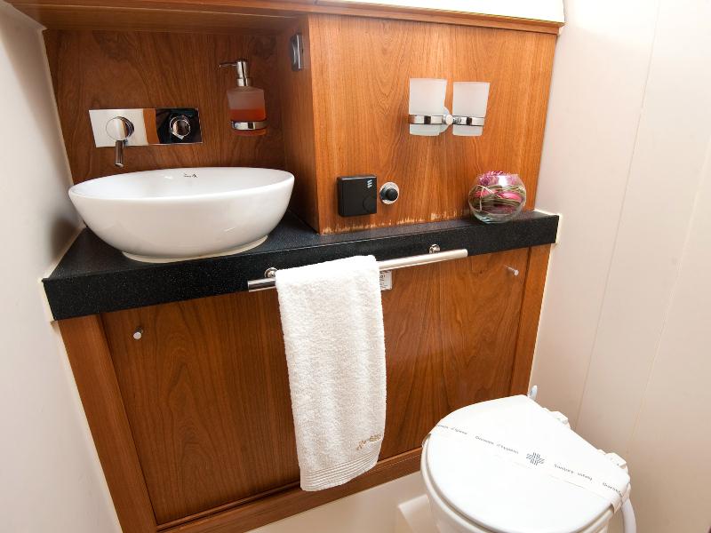 Book yachts online - sailboat - Hanse 505 - FURIA - rent