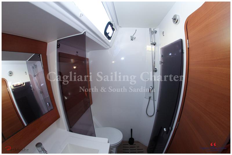 Book yachts online - sailboat - Dufour 512 Grand Large * - Head Quarter - rent