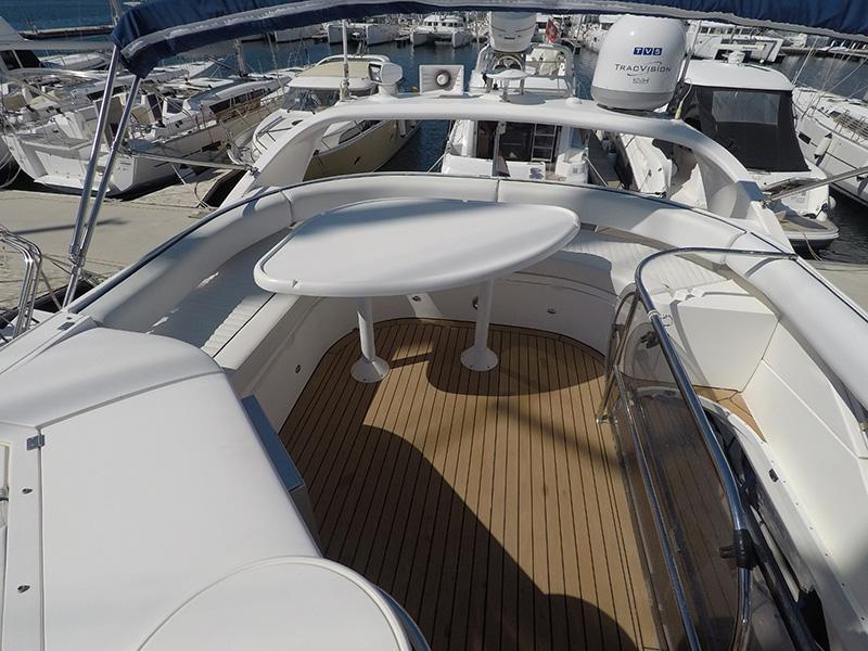 Book yachts online - motorboat - Fairline Phantom 50 - Luna IV (Jet ski - option with extra charge) - rent
