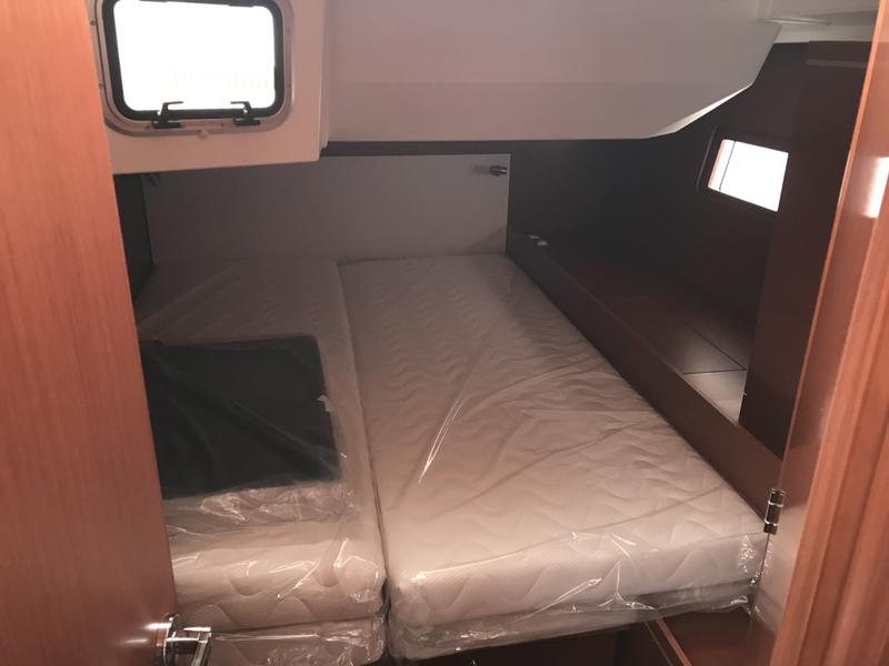 Book yachts online - sailboat - Oceanis 51.1_2019 - SY_2026 - rent