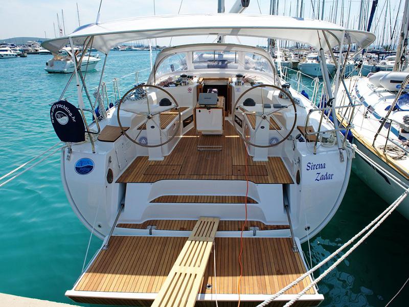 Book yachts online - sailboat - BAVARIA C 50 BT - SIRENA - rent