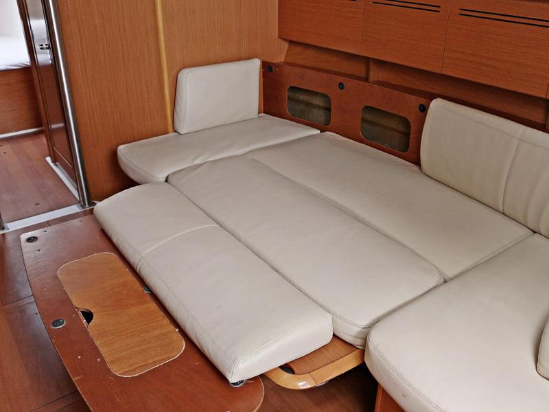 Book yachts online - sailboat - CYCLADES 43.4 BT - LEVANT - rent