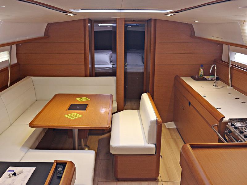 Book yachts online - sailboat - SUN ODYSSEY 509 BT - MAGIC DREAMS - rent