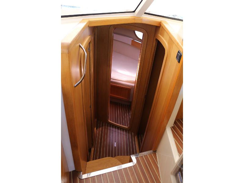 Book yachts online - motorboat - ADRIANA 36 BT (11) - LAVANDA - rent