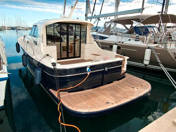 Book yachts online - motorboat - ADRIANA 36 BT (11) - LAVANDA - rent