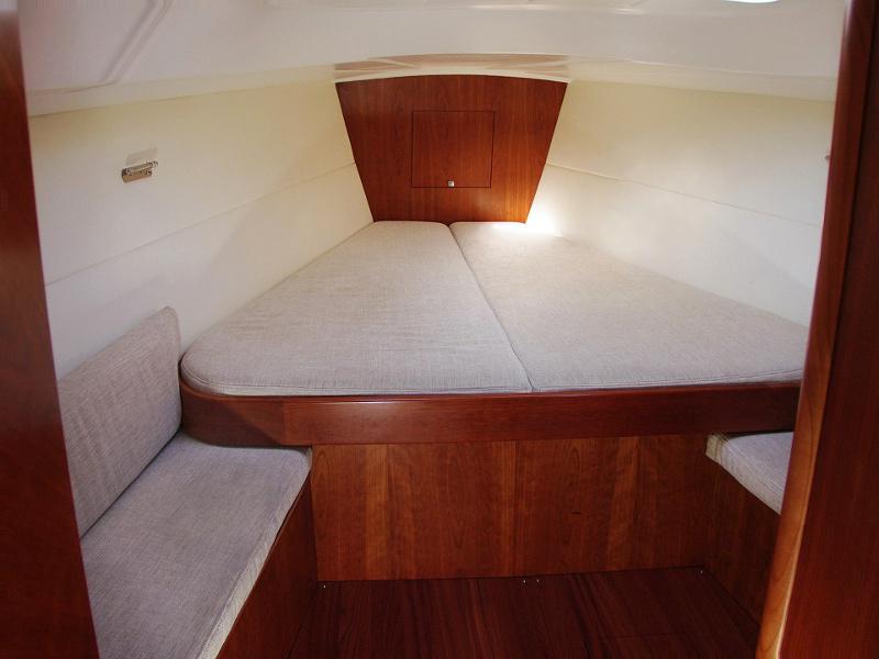 Book yachts online - sailboat - EMINENCE 40 BT - WHITE DREAMS - rent