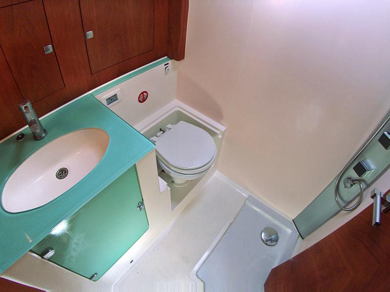 Book yachts online - sailboat - EMINENCE 40 BT - WHITE DREAMS - rent