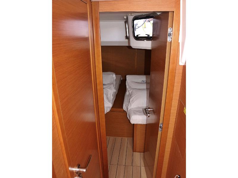 Book yachts online - sailboat - JEANNEAU 54 BT - MYSTIC DREAMS - rent