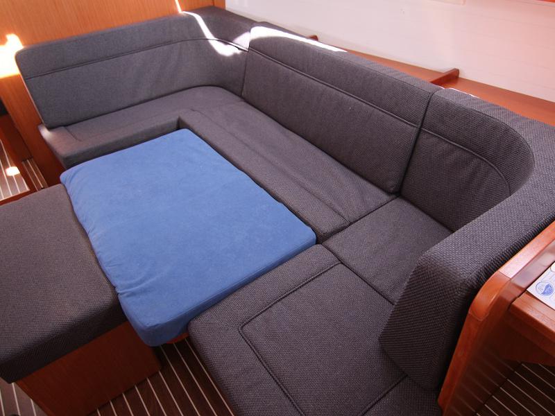 Book yachts online - sailboat - BAVARIA C 41 BT - FEDERICA - rent