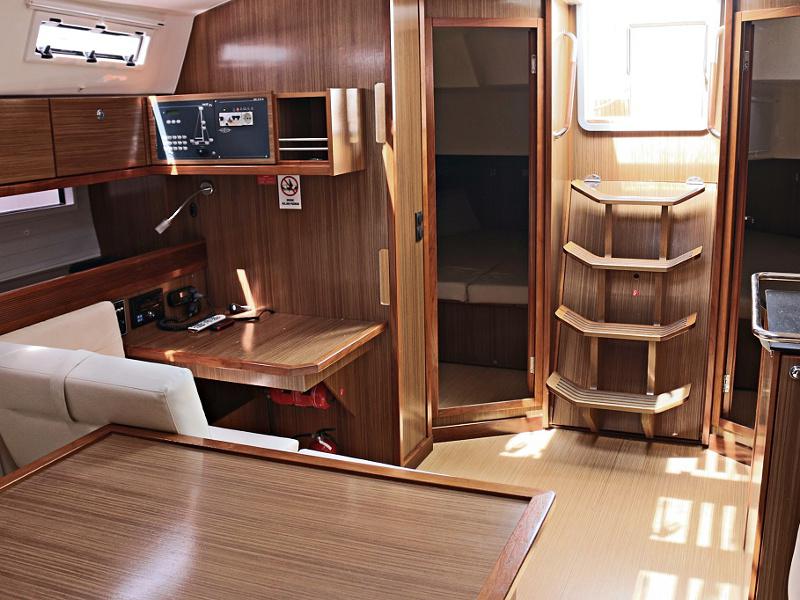 Book yachts online - sailboat - BAVARIA C 45 BT - BLUE DREAMS - rent